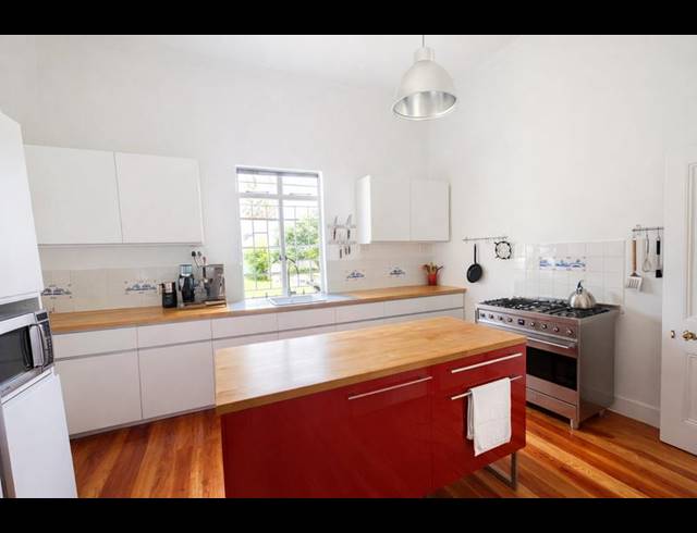 4 BEDROOM PROPERTY TO RENT IN MUCKLENEUK